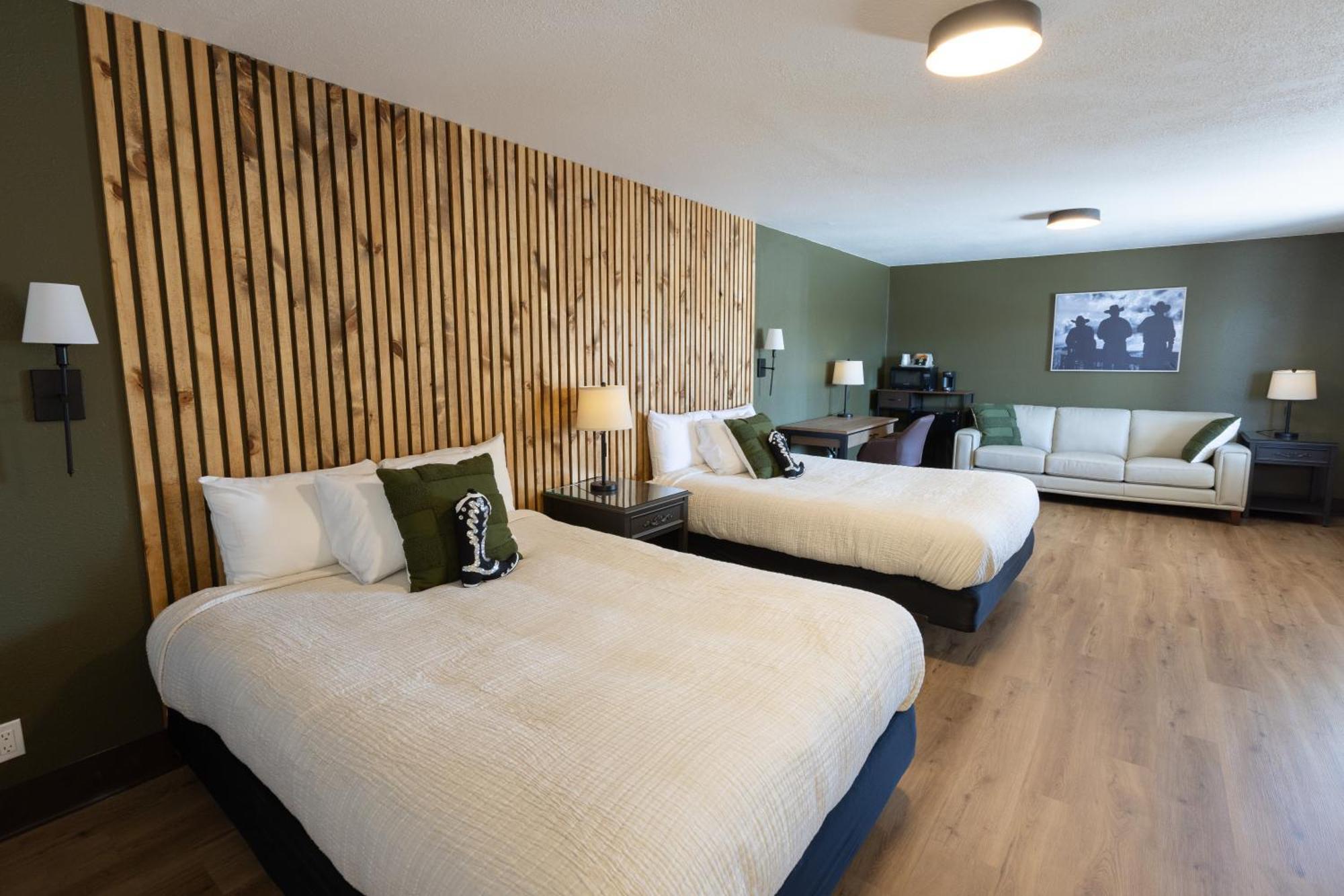 The Golden Spur Hotel Пейнгуич Стая снимка